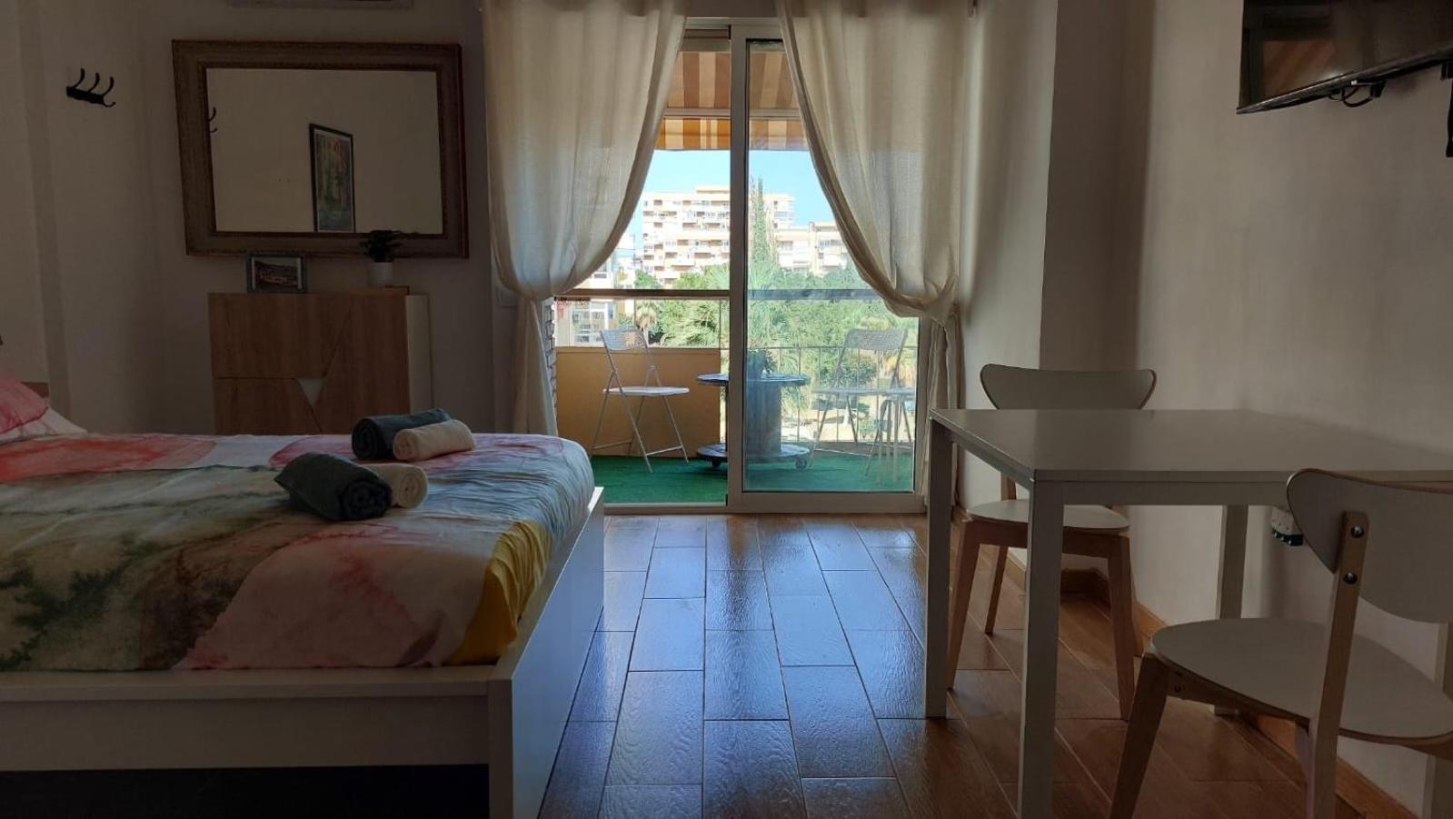 Beautiful Flat Apartment Беналмадена Екстериор снимка